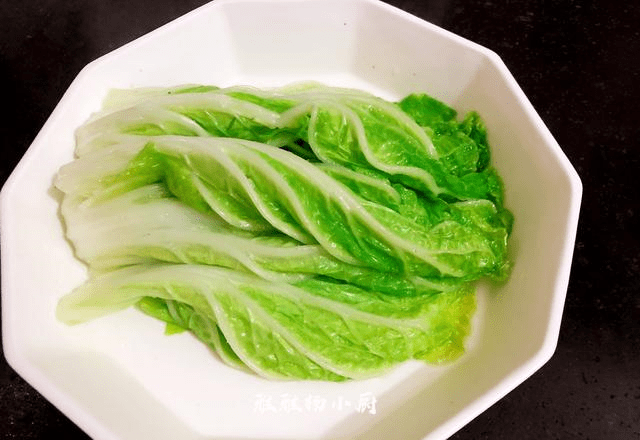 白菜怎么做给借卵供卵低费用生的宝宝吃（白菜怎么给代怀代生套餐生的孩子做好吃）